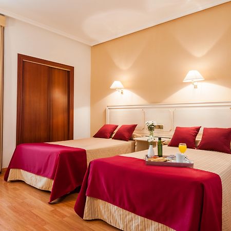 Hotel Victoria ليناريس المظهر الخارجي الصورة