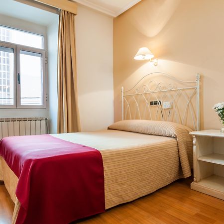 Hotel Victoria ليناريس المظهر الخارجي الصورة