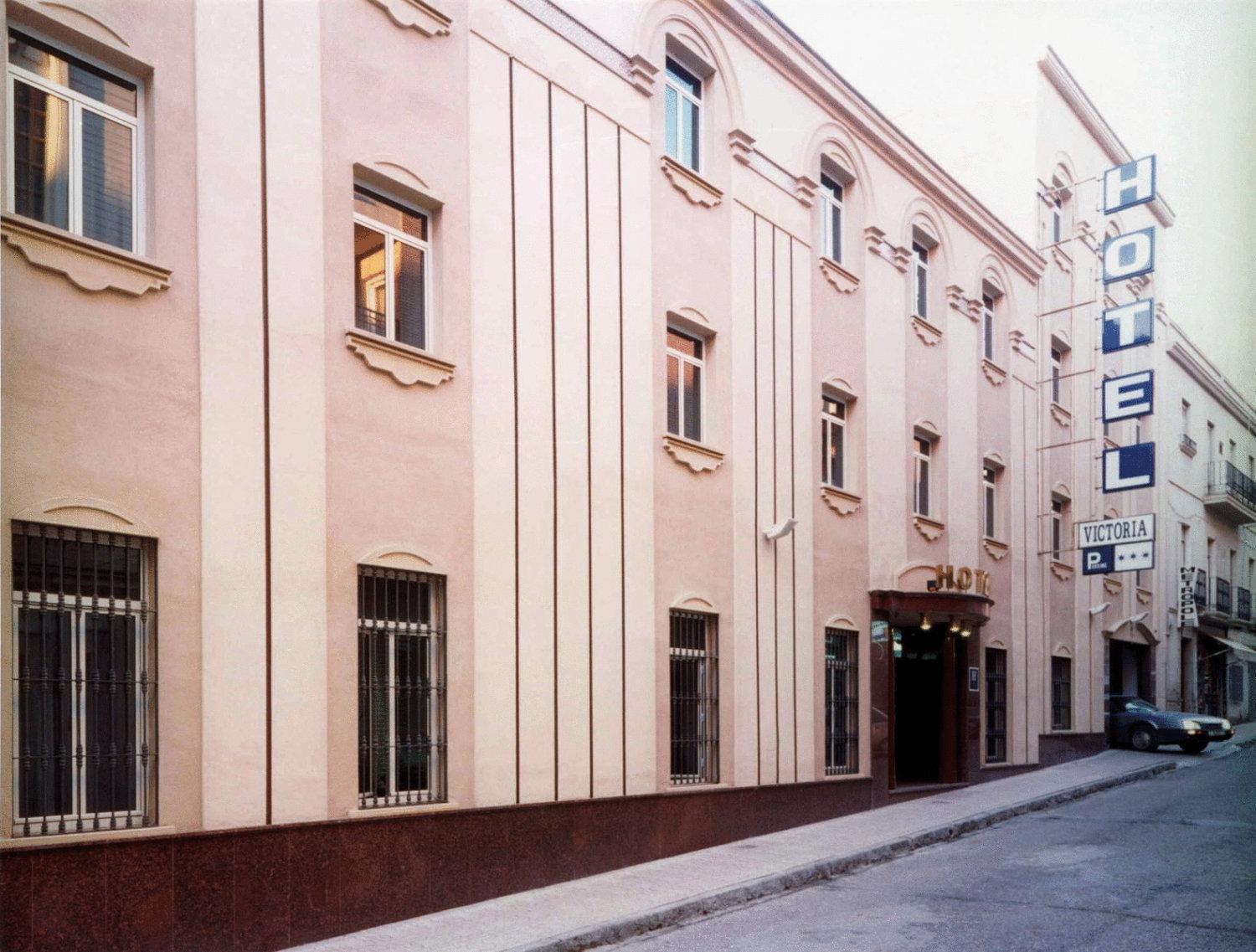 Hotel Victoria ليناريس المظهر الخارجي الصورة