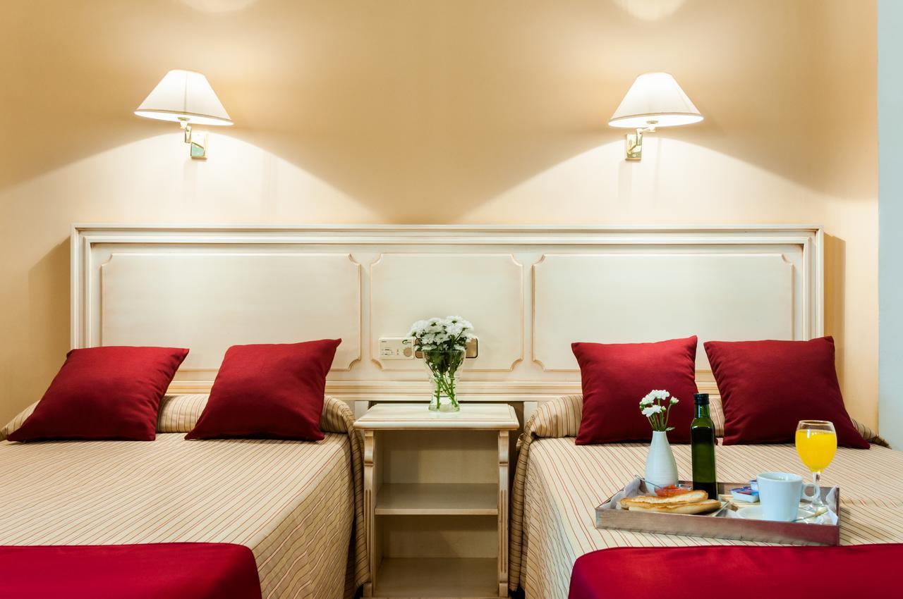 Hotel Victoria ليناريس المظهر الخارجي الصورة